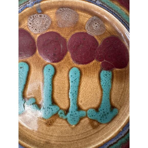 D. Lasser Ceramics Signed Yellow/Red Tulip Green Stems Pottery Large Platter 16” - Picture 5 of 11